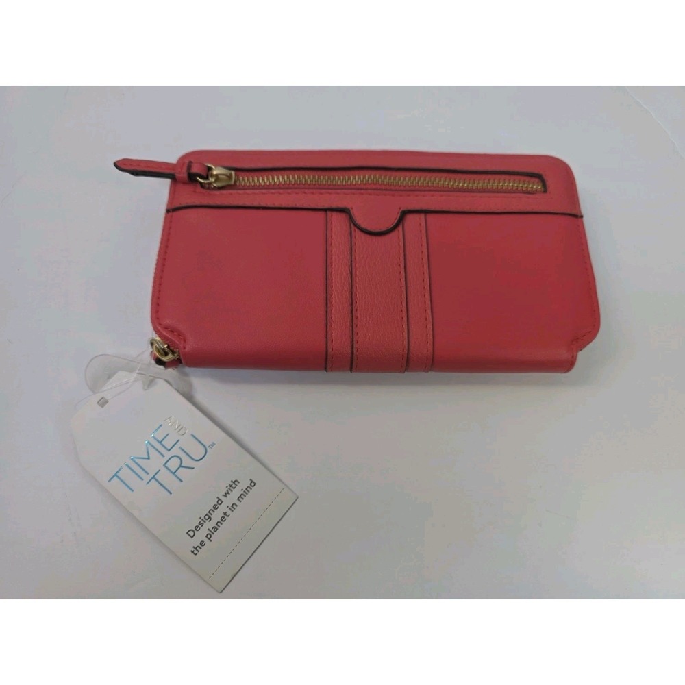 Time And Tru‎ Bi- Fold  Zip Around Wallet Card Holder new with tags Pink